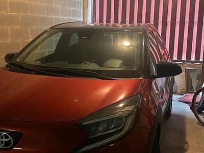 Usata Toyota Aygo X 72 CV (52 kW) 2022 Rosso SUV