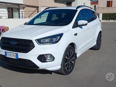 Usata Ford Kuga ST-Line 120 CV (88 kW) 2019 SUV