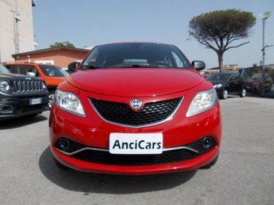 usata Lancia Ypsilon 0.9 TwinAir 85 CV 5 porte Metano