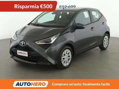 Usata Toyota Aygo X-play 72 CV (52 kW) 2021 Grigio Utilitaria