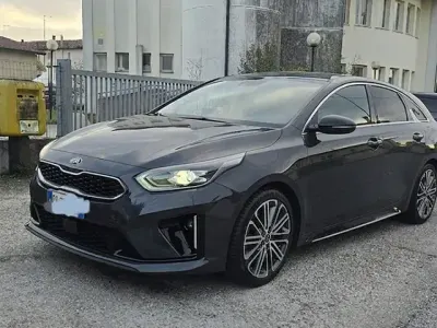 Usata Kia ProCeed GT-Line 136 CV (100 kW) 2021 Grigio Station wagon