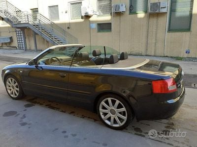 Nero Usata 2004 Audi A4 Cabriolet Cabrio | 1950 €