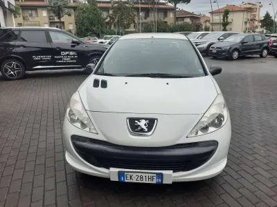 Käytetty Peugeot 206