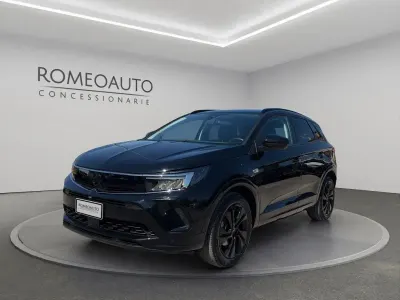 Usata Opel Grandland X Business Elegance 131 CV (96 kW) 2023 Nero SUV