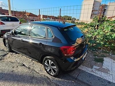 Usata VW Polo 60 CV (44 kW) 2021 Nero Utilitaria