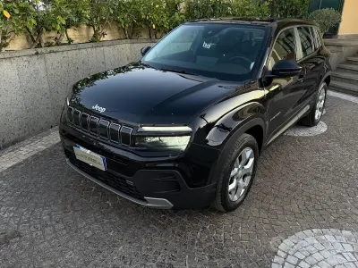 Usata Jeep Avenger Altitude 101 CV (74 kW) 2024 Nero SUV