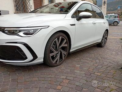 Usata VW Golf VIII 2024 Bianco Berlina