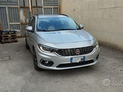 Usata Fiat Tipo S 120 CV (88 kW) 2019 Grigio Berlina