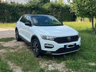 Usata VW T-Roc Business 110 CV (80 kW) 2021 Bianco SUV