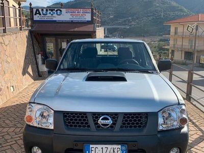 usata Nissan Navara 2.5 diesel