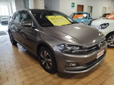 Begagnad VW Polo Comfortline 95 HK (69 kW) 2020 Grön Halvkombi