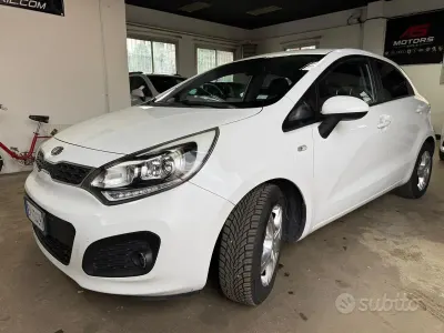 Begagnad Kia Rio