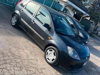 Usata Ford Fiesta 2006 Utilitaria