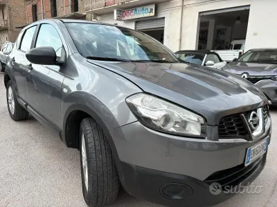 Usata Nissan Qashqai Acenta 110 CV (80 kW) 2012 Nero SUV
