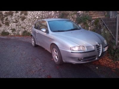 usata Alfa Romeo 147 1.6i 16V Twin Spark cat 3p. Connect