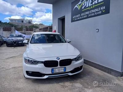 Usata BMW 320 Sport Line 184 CV (135 kW) 2012 Bianco Berlina
