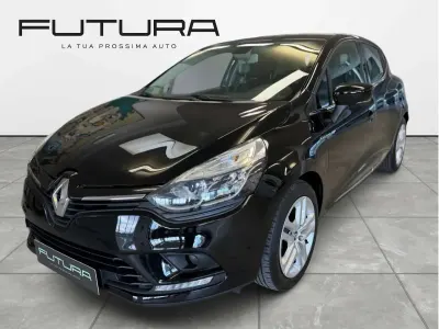 Usata Renault Clio IV 75 CV (55 kW) 2018 Nero etoile Berlina