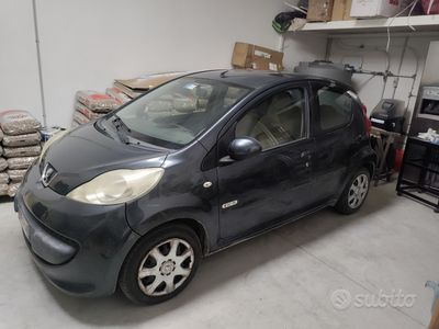 usata Peugeot 107 1.0 sweet years