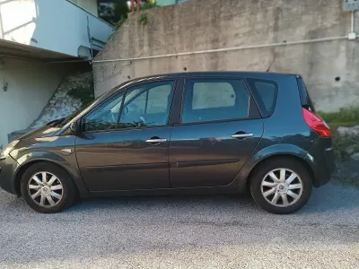 Usata Renault Scénic II 130 CV (95 kW) 2008 Monovolume