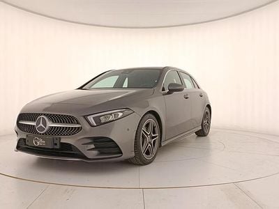 Usata Mercedes A180 Premium 116 CV (85 kW) 2018 Grigio Berlina