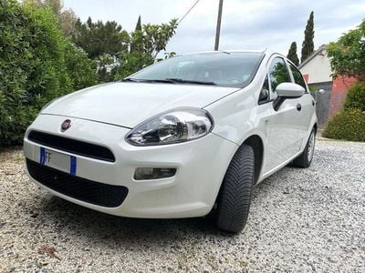 Usata Fiat Grande Punto 69 CV (50 kW) 2016 Bianco Utilitaria