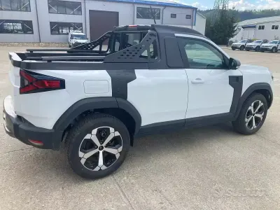 Nuova Dacia Duster 122 CV (89 kW) 2026 Bianco Pick-up
