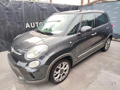 Usata Fiat 500L Trekking 105 CV (77 kW) 2014 Grigio Monovolume