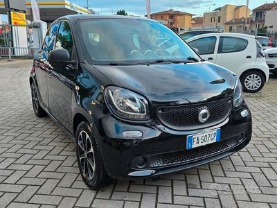 Usata Smart ForFour Passion 61 CV (44 kW) 2015 Nero Utilitaria