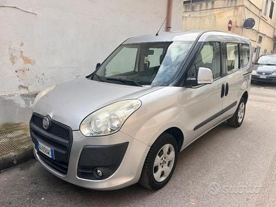 Occasion Fiat Doblò 90 ch (66 kW) 2010 Gris Monospace