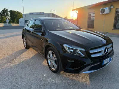 Begagnad Mercedes GLA180 Premium 109 HK (80 kW) 2015 Svart SUV