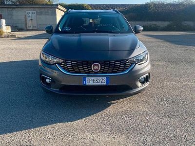 Occasion Fiat Tipo Lounge 120 ch (88 kW) 2018 Gris Break