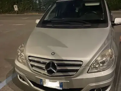 Usata Mercedes B180