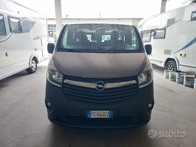Usata Opel Vivaro S 125 CV (91 kW) 2015 Marrone Monovolume