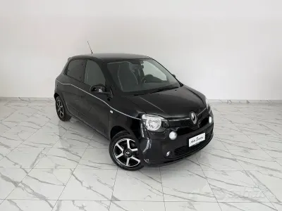 Usata Renault Twingo LIMITED 69 CV (50 kW) 2017 Nero Utilitaria
