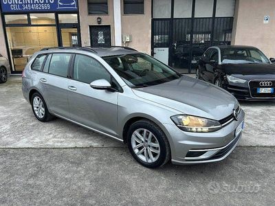 Usata VW Golf VII Executive 116 CV (85 kW) 2019 Grigio Station wagon