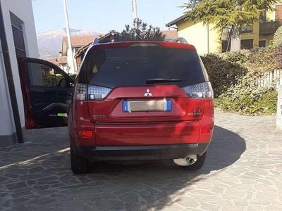 Usata Mitsubishi Outlander Instyle 170 CV (125 kW) 2008 Rosso SUV