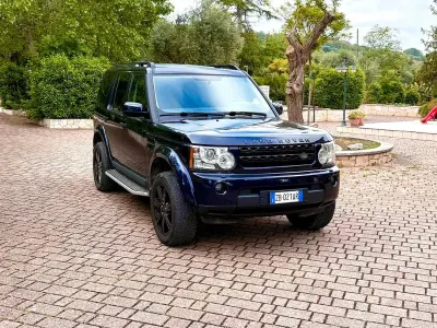 Usata Land Rover Discovery 4 245 CV (180 kW) 2013 Bluazzurro SUV