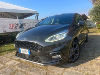 Usata Ford Fiesta ST-Line 86 CV (63 kW) 2019 Grigio Berlina