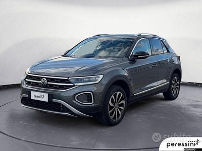 Usata VW T-Roc Style 150 CV (110 kW) 2023 Grigio SUV