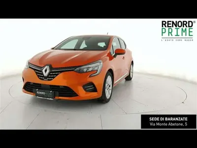 Usata Renault Clio V Intens 91 CV (66 kW) 2022 Arancio Berlina
