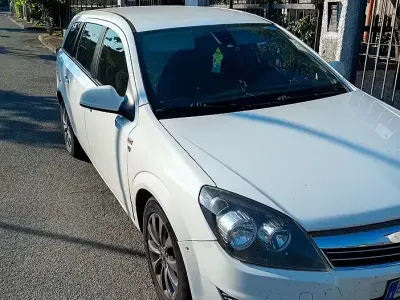 Occasion Opel Astra 115 PK (84 kW) 2010 Wit Stationwagen