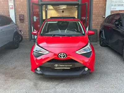 Usata Toyota Aygo X-clusiv 72 CV (52 kW) 2021 Other Utilitaria