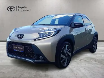 Usata Toyota Aygo Lounge 72 CV (52 kW) 2022 Other Utilitaria