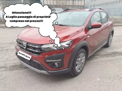 Usata Dacia Sandero Comfort 91 CV (66 kW) 2022 Rosso Berlina