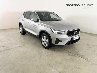 Usata Volvo XC40 120 CV (88 kW) 2025 Argento SUV