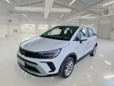 Usata Opel Crossland Elegance 110 CV (80 kW) 2021 Bianco SUV