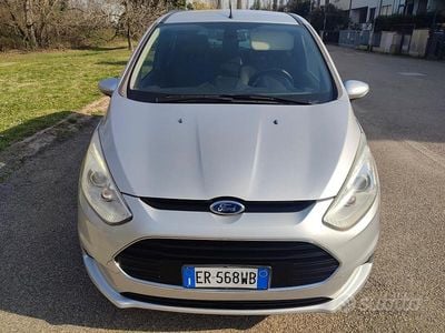 Usata Ford B-MAX Titanium 75 CV (55 kW) 2013 Grigio Monovolume