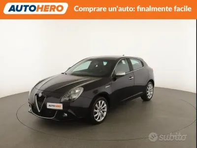 Usata Alfa Romeo Giulietta Super 120 CV (88 kW) 2020 Nero Utilitaria