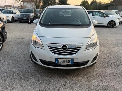 Usata Opel Meriva Enjoy 104 CV (76 kW) 2010 Bianco Monovolume