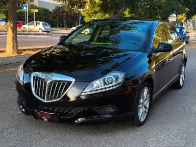 Usata Lancia Delta 120 CV (88 kW) 2011 Nero Utilitaria